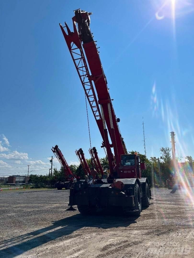 Grove RT740 Røff terreng kraner