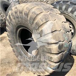 Toyo 23.5R25 Dekk, hjul og felger