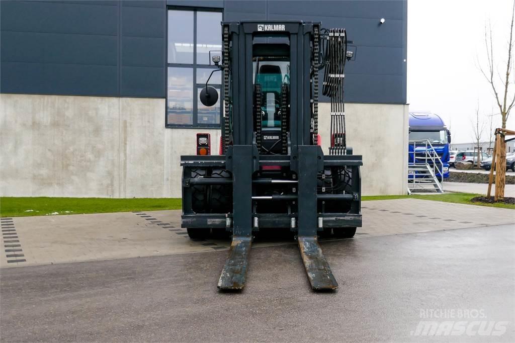 Kalmar DCG 160-12 Diesel Trucker