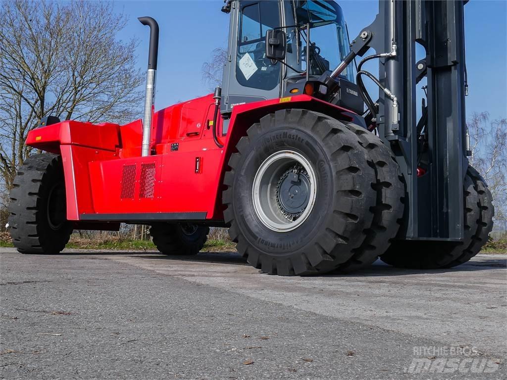 Kalmar DCG 330-12 Diesel Trucker