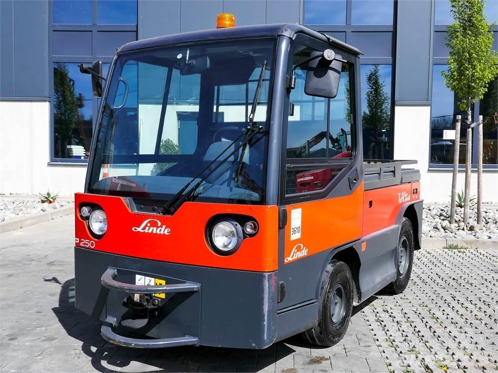 Linde P 250 Tauetraktor