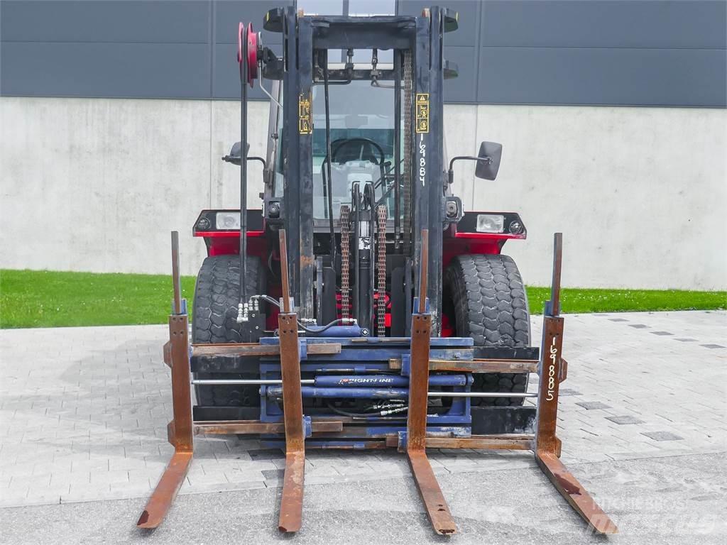 Manitou M 40-4 Terrenggående gaffeltruck