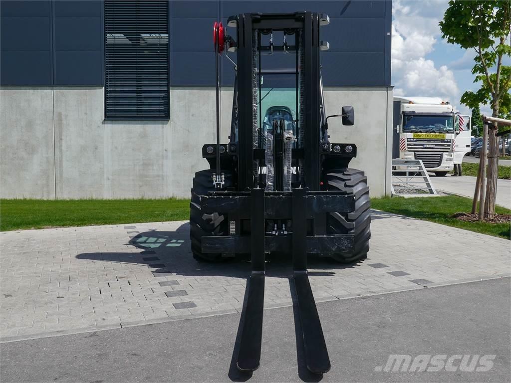 Manitou M 50-4 Terrenggående gaffeltruck