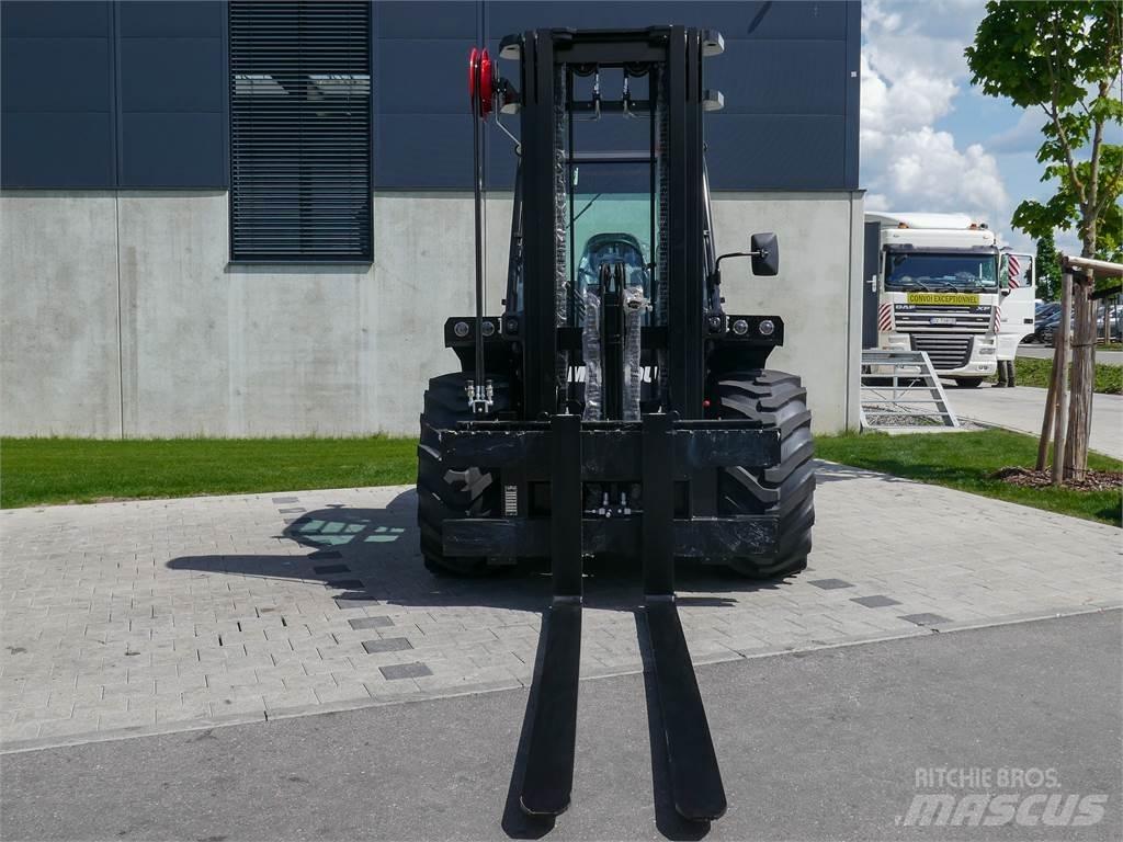 Manitou M 50-4 Terrenggående gaffeltruck