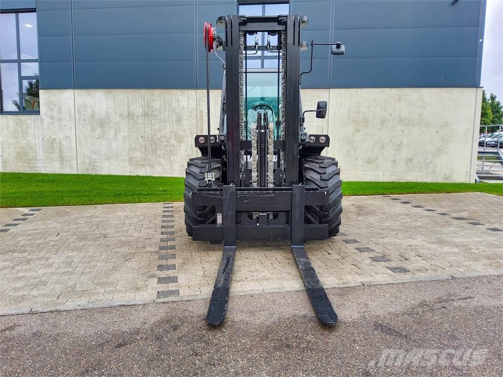 Manitou M 50-4 Terrenggående gaffeltruck