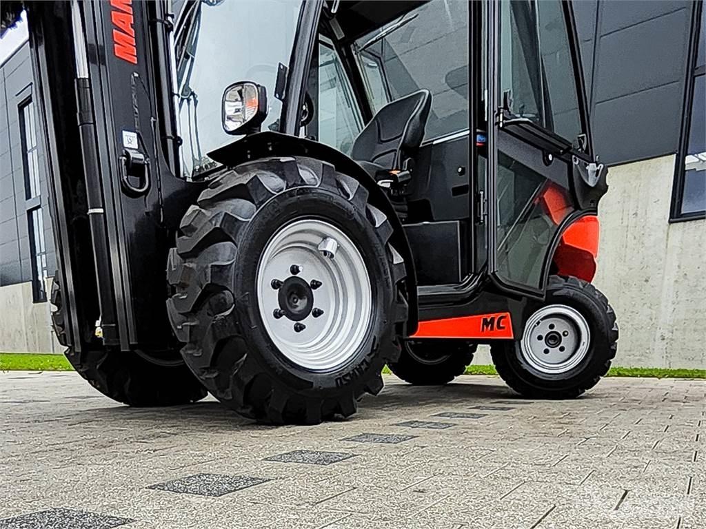 Manitou MC 25-4 Terrenggående gaffeltruck