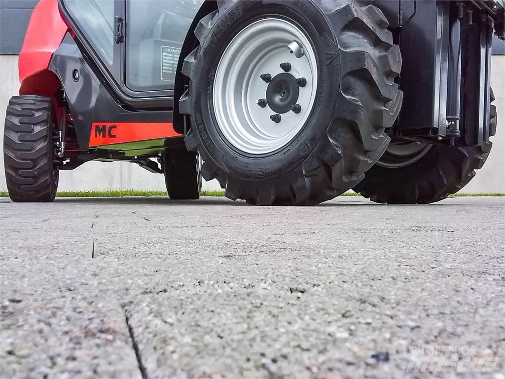 Manitou MC 25-4 Terrenggående gaffeltruck