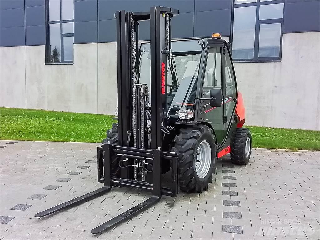 Manitou MC 30-4 Terrenggående gaffeltruck