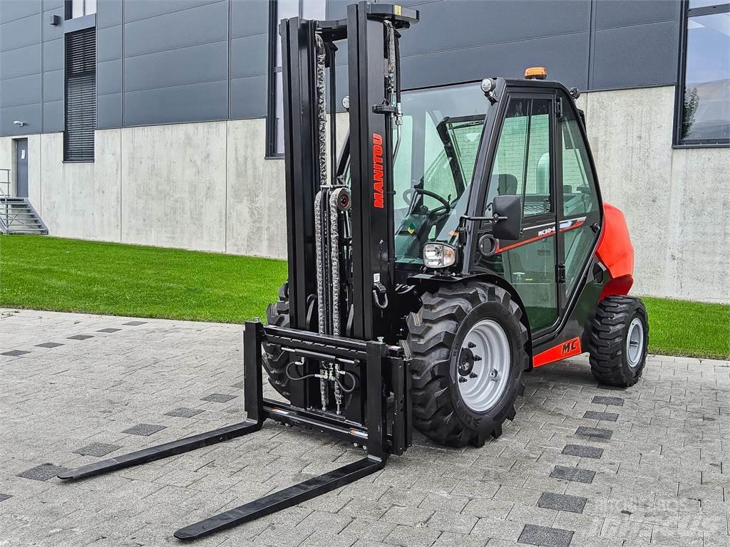 Manitou MC 30-4 Terrenggående gaffeltruck