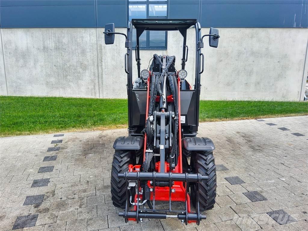 Manitou MLA 2-25H Minigravere <7t