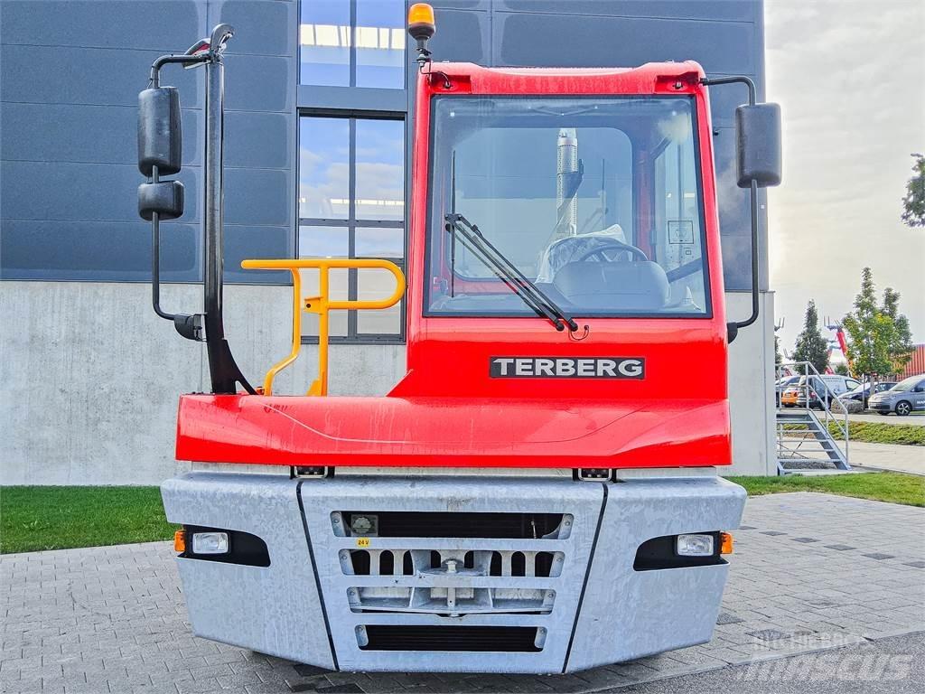 Terberg YT 223 Terminaltraktor
