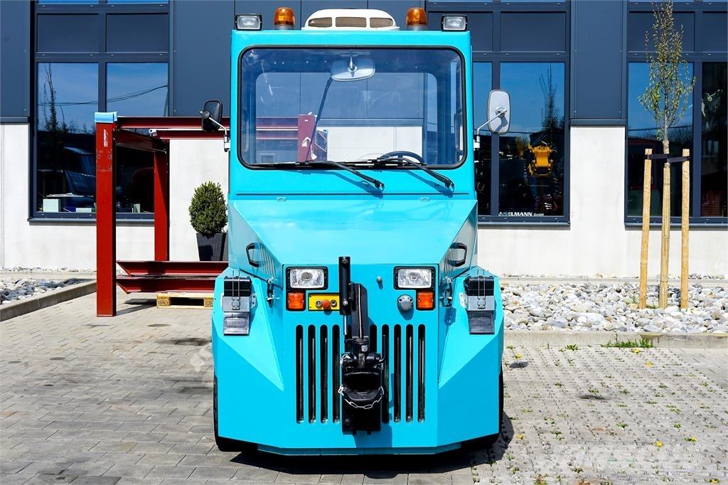 Volk TFZ30H Tauetraktor
