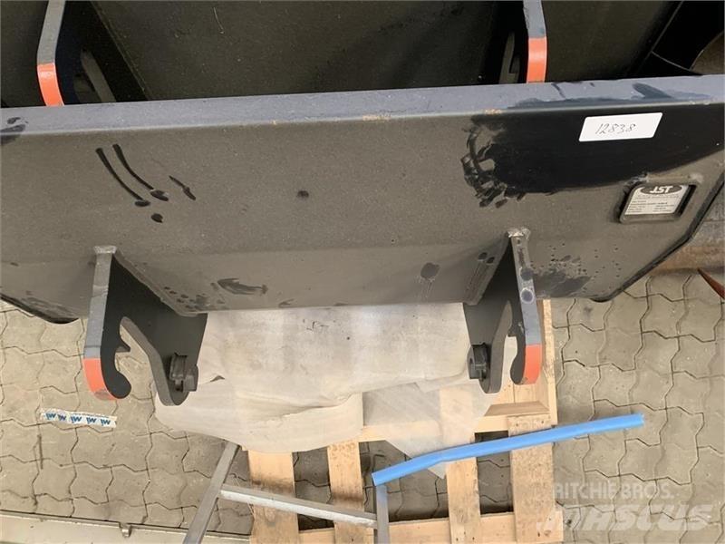 JST 130 cm Skuffer