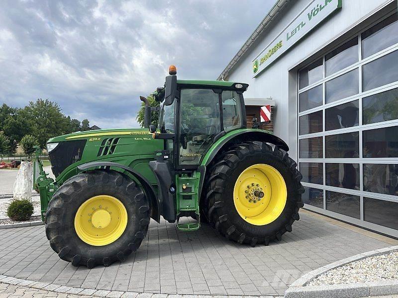 John Deere 6250R Traktorer