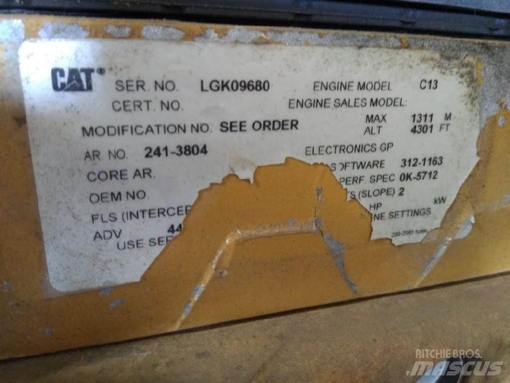 CAT C-13 Motorer