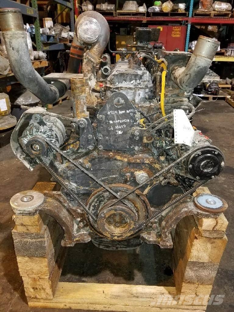 Komatsu SAA6D125E-3 Motorer