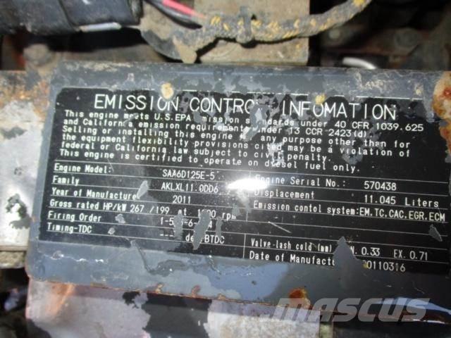 Komatsu SAA6D125E-5 Motorer