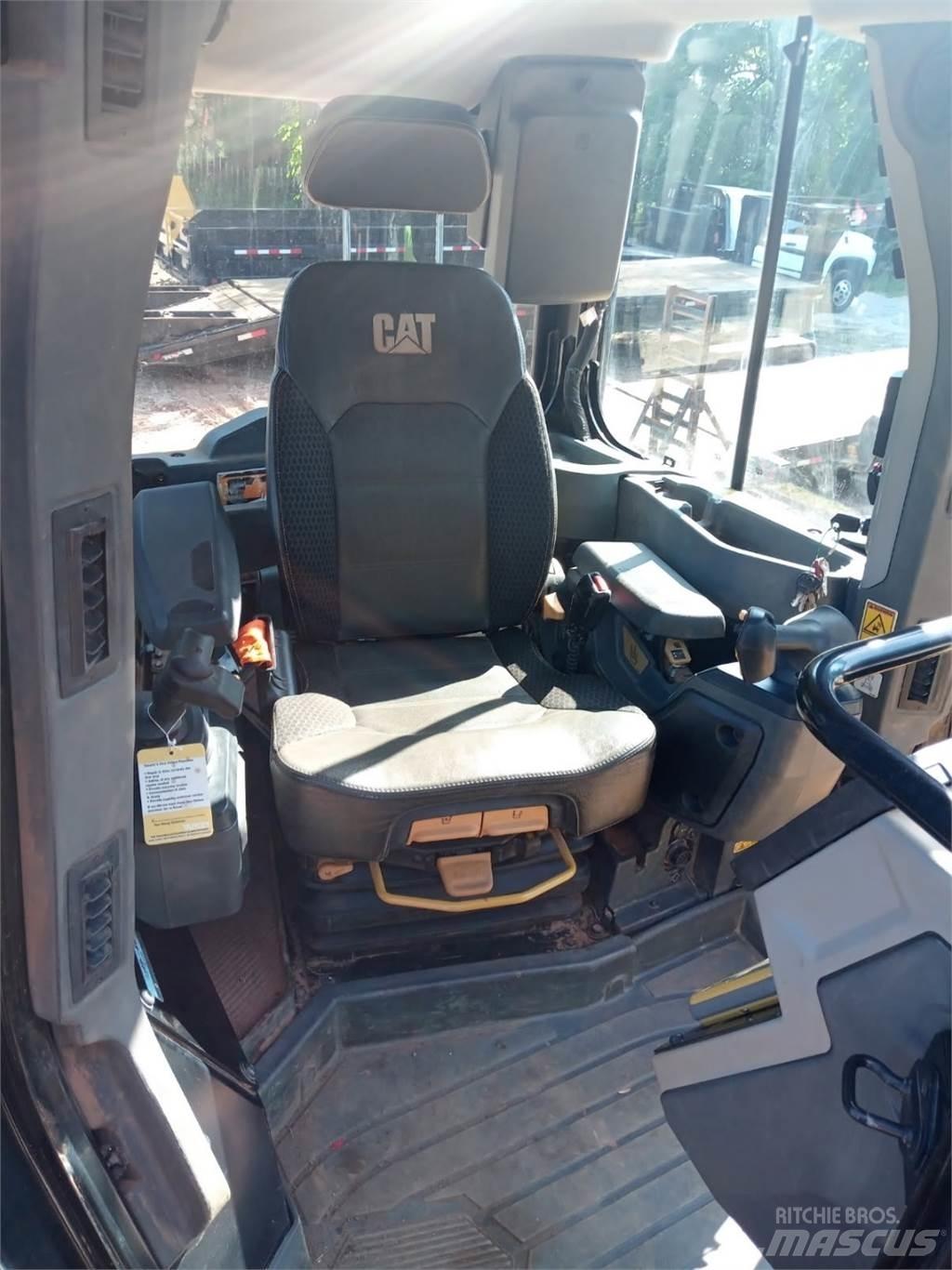 CAT D5 LGP Anlegg - Annet