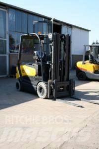 OM XE 30 ac Elektriske trucker