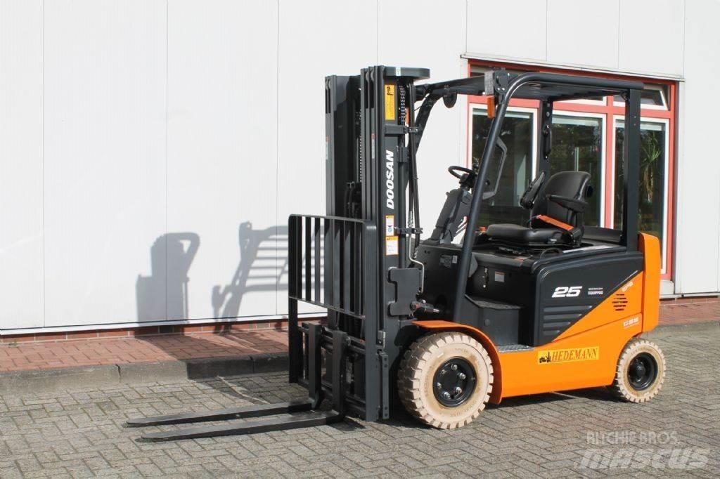 Doosan B25NS Elektriske trucker