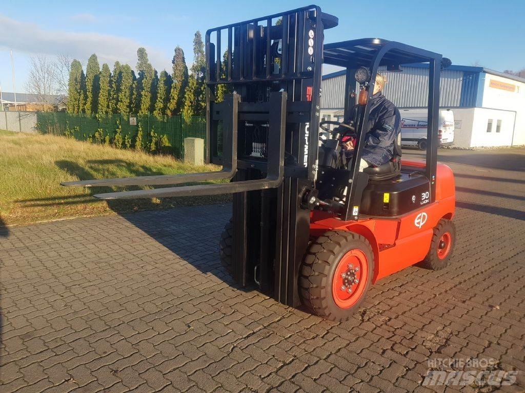 EP EFL302 Elektriske trucker