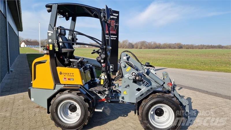 GiANT D337T Minilastere