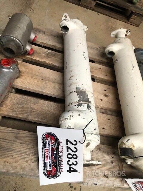 Bowman FD8492 Oliekøler Anlegg - Annet