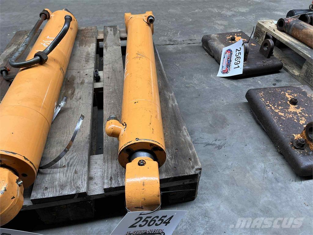 CASE 695SR armcylinder Hydraulikk