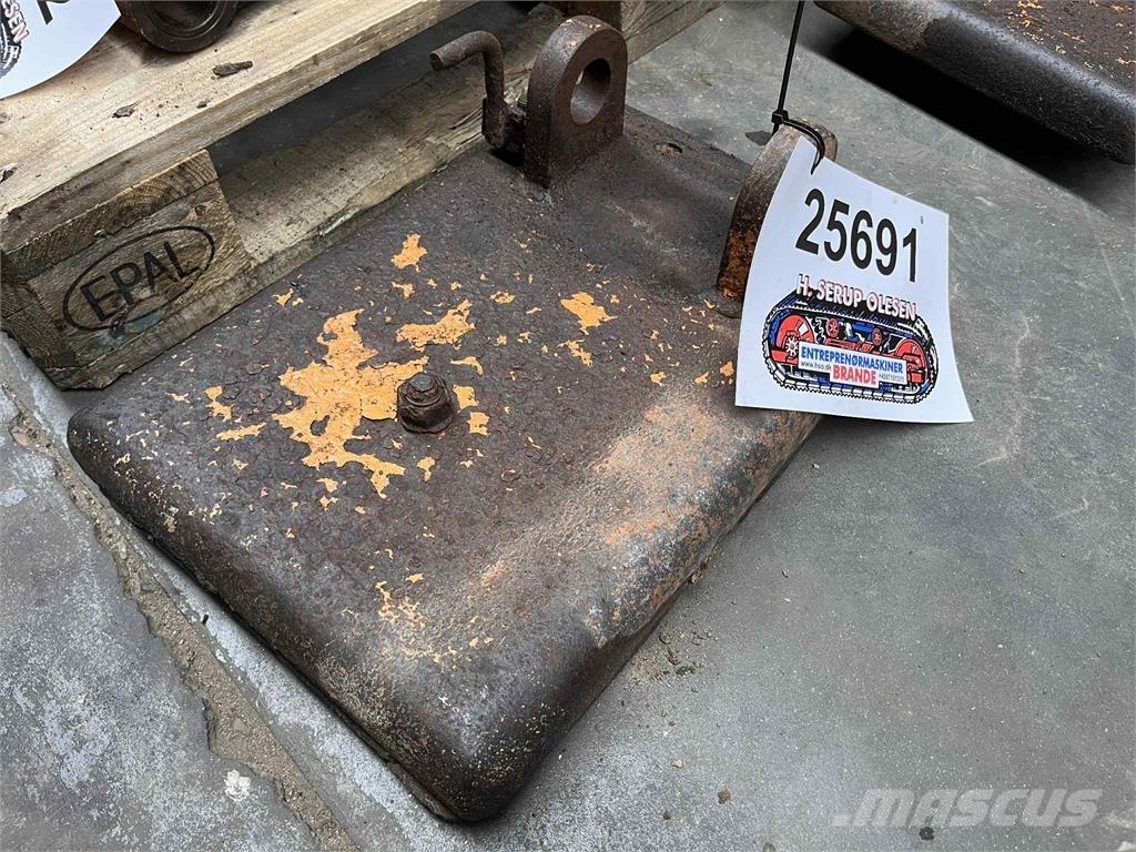 CASE 695SR støttefod Andre komponenter