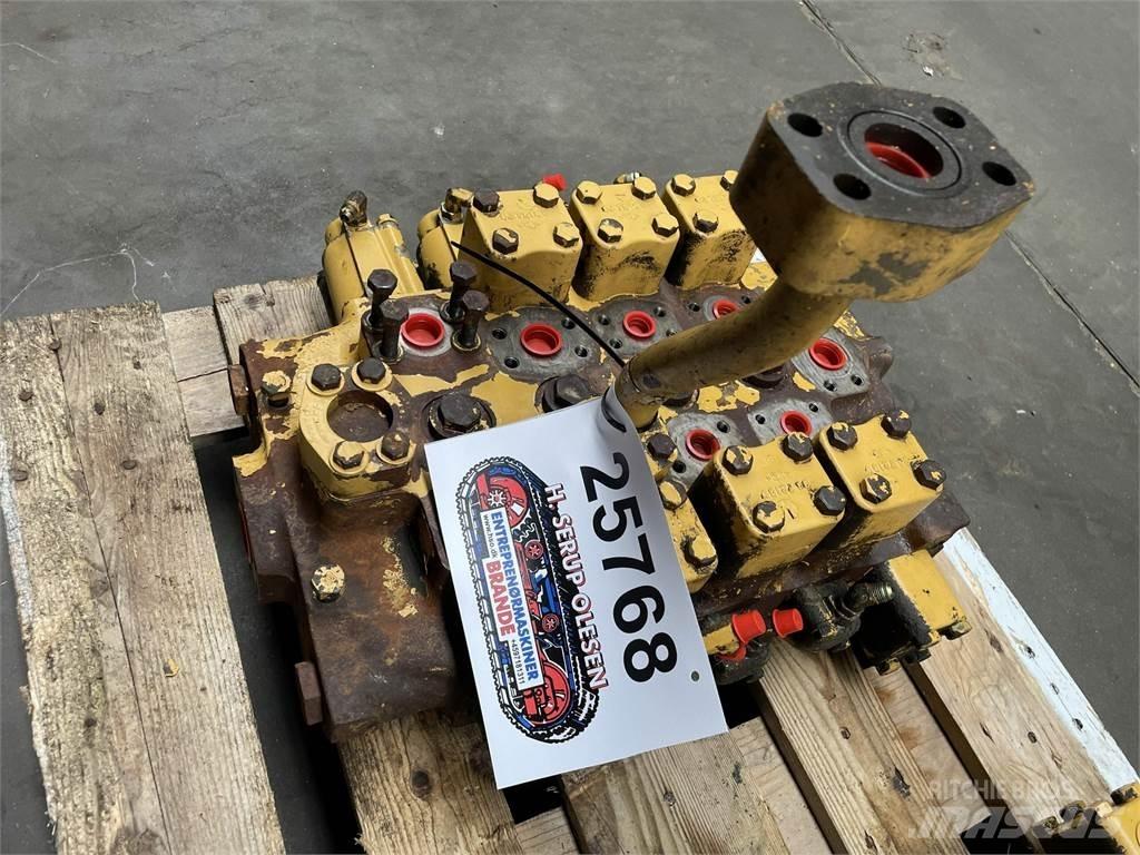 CAT 215LC hovedventilblok Hydraulikk