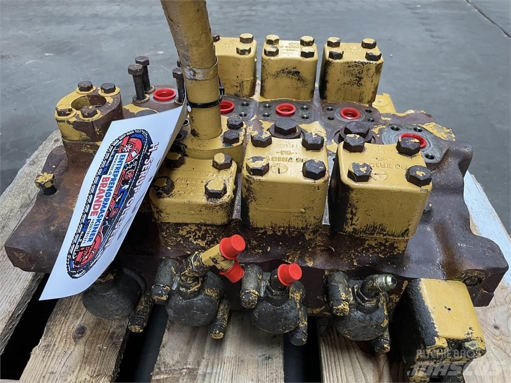 CAT 215LC hovedventilblok Hydraulikk