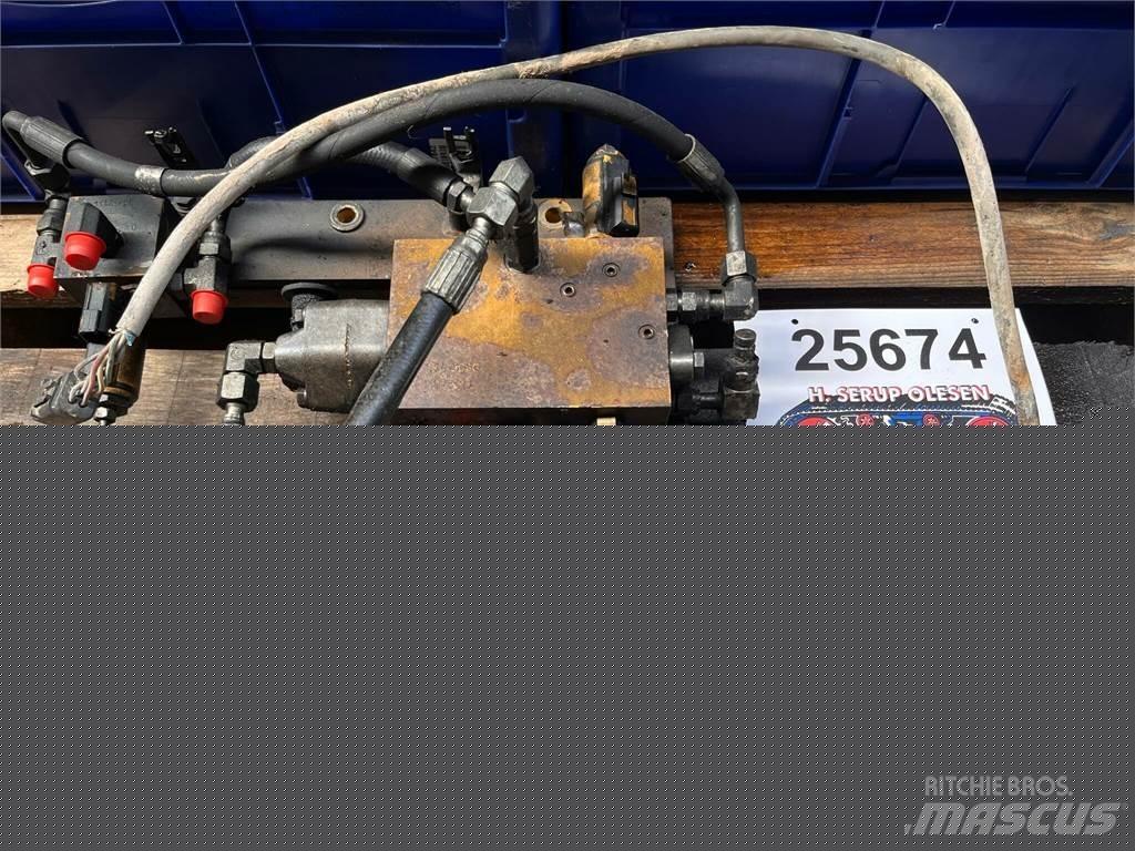CAT 323D ventilgruppe-CON Hydraulikk