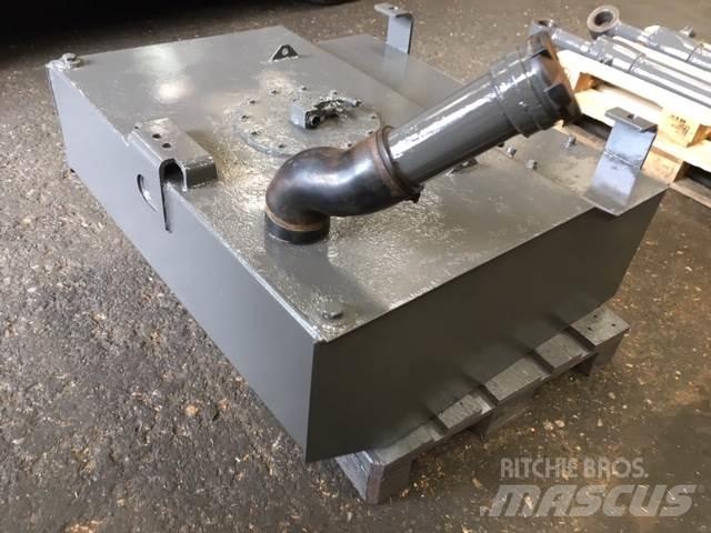  Dieseltank ex. Volvo L180E Andre komponenter