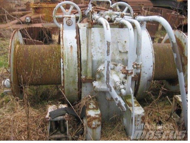  Double drum hydr. winch Stillas, vinsjer og vareheiser
