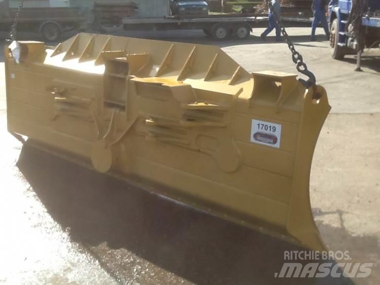  Dozerblad ex. Cat D6K Andre komponenter