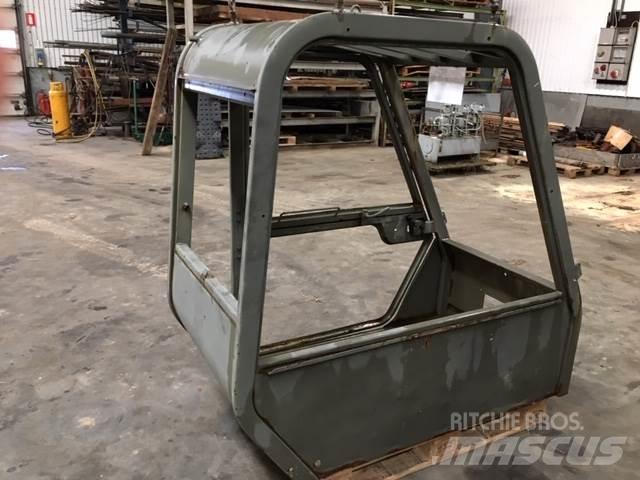  Førerhus ex. Manitou MT430 Andre komponenter