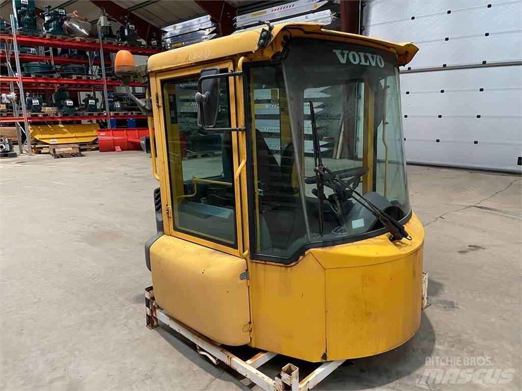  Førerhus, ex. Volvo L180D Andre komponenter