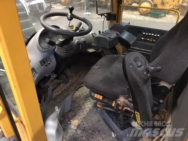  Førerhus ex. Volvo L180E Andre komponenter