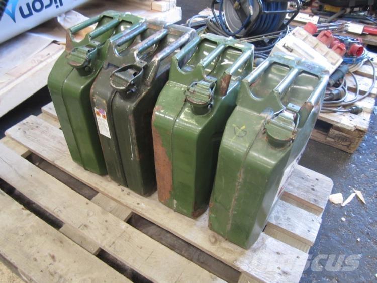  Jerrycans 20 Ltr. - 4 stk. Andre komponenter