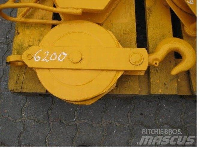  Kasteblok - ca. 5 ton Kran deler og utstyr