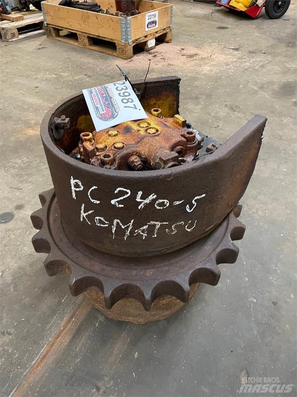 Komatsu PC240-5 Køregear Girkasse