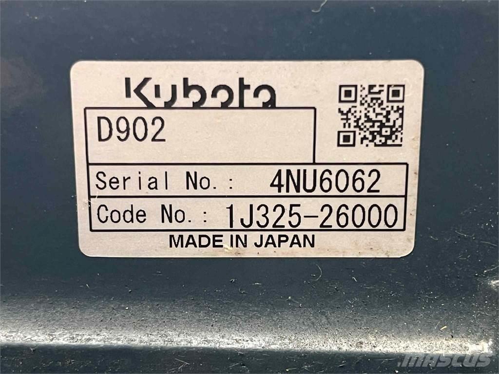 Kubota D902-EF07 motor Motorer