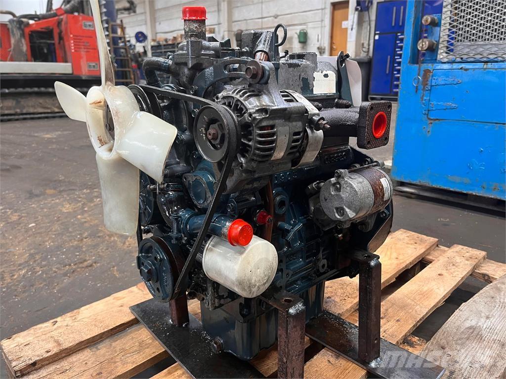 Kubota D905 motor Motorer