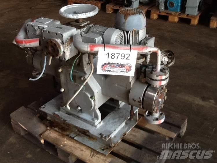 Lewa Type H4M1B pumpe Vannpumper