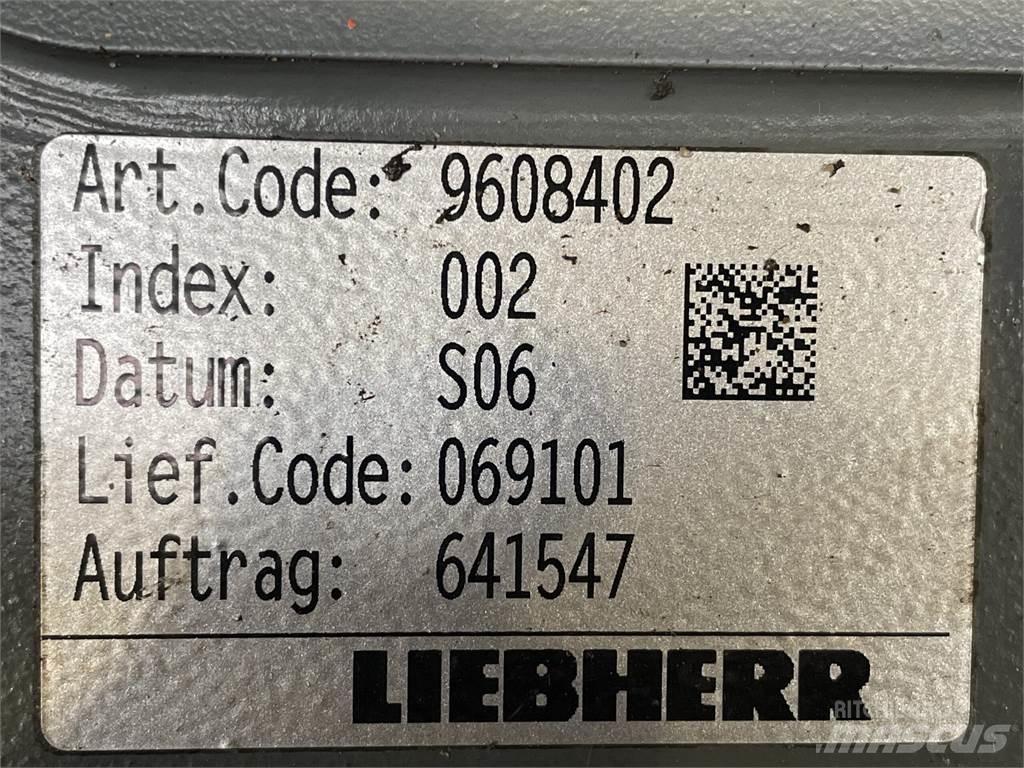 Liebherr L542 Link Arm Andre komponenter
