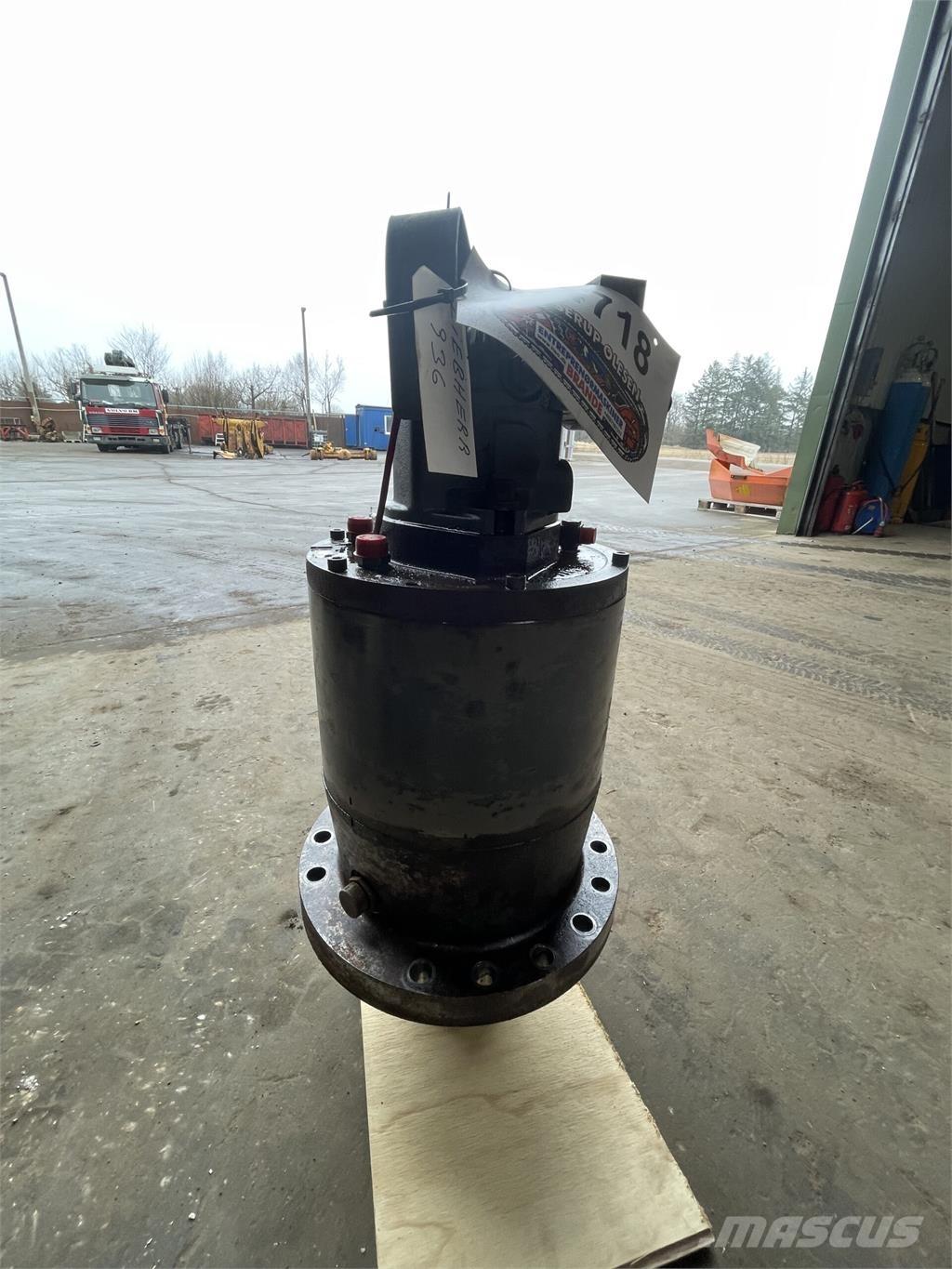 Liebherr R936NLC Krøjegear Girkasse