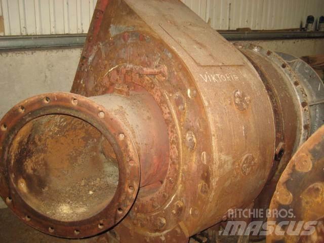MAN 12V 32/40 turbo - 2 stk Andre komponenter