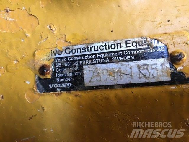  Mellemaksel ex. Volvo A25D Aksler