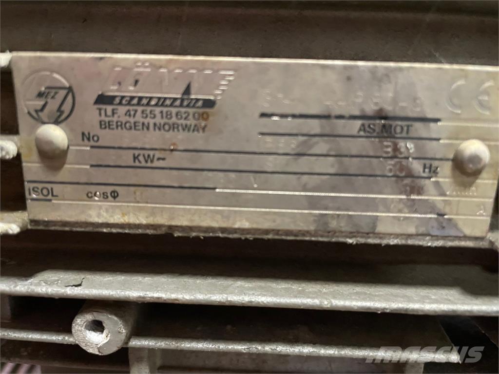  Oliekøler med el-blæser Motorer