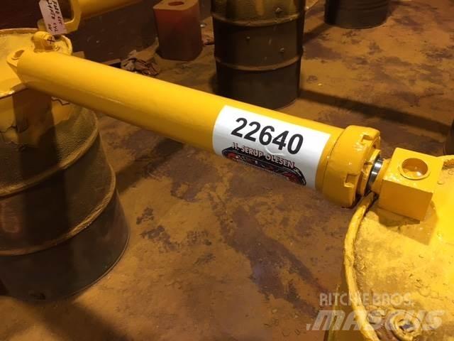  Skovlcylinder ex Ford 550 Hydraulikk